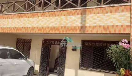Casa com 5 dormitórios à venda, 250 m² por R$ 850.000,00 - Cidade dos Funcionários - Fortaleza/CE