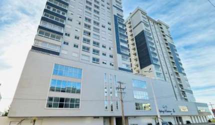 Apartamento 3 Dormitórios à venda no Bairro Centro com 140 m² de área privativa - 2 vagas de garagem