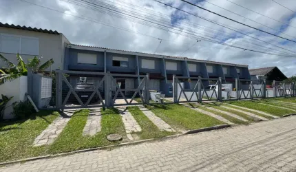 Sobrado/ Duplex 2 Dormitórios à venda no Bairro Centro com 80 m² de área privativa - 1 vaga de garagem