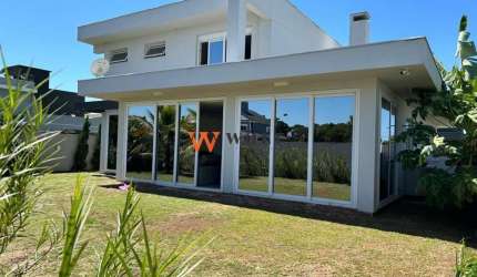 Casa em condomínio fechado com 4 quartos à venda na Rodovia Aparício Ramos Cordeiro, 190, Campeche, Florianópolis por R$ 2.800.000