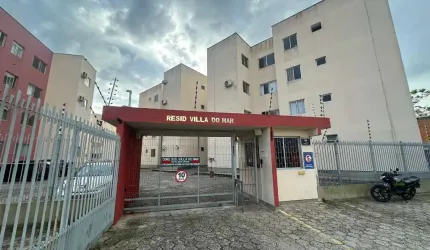 Apartamento com 2 quartos para alugar na Rua Heriberto Hulse, 1333, Barreiros, São José por R$ 1.800