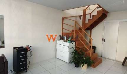 Sala comercial para alugar na Rua Tereza Cristina, 60, Canto, Florianópolis por R$ 5.000