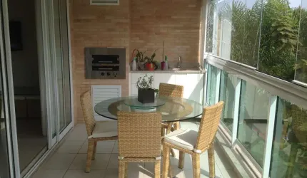 Apartamento para Locação em Rio de Janeiro, Barra da Tijuca, 4 dormitórios, 1 suíte, 3 banheiros, 2 vagas