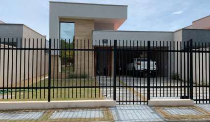 VENDA: CASA INDIVIDUAL - CONDOMÍNIO FECHADO 3 QUARTOS