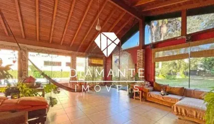 Casa com 4 quartos à venda na Rua Doutor Armando Barbedo, Tristeza, Porto Alegre por R$ 3.399.900