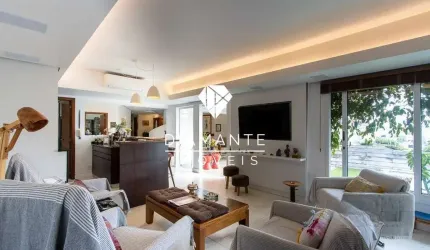 Casa com 4 quartos à venda na Rua Curupaiti, Cristal, Porto Alegre por R$ 2.659.000