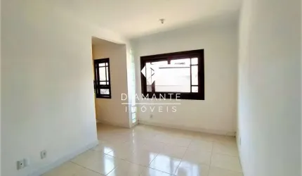 Casa com 2 quartos à venda na Rua Izar Faria Correa Sant'Anna, Hípica, Porto Alegre por R$ 450.000