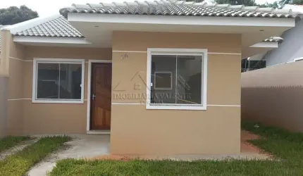 Casa em condomínio fechado com 3 quartos à venda na Rua Chile, 63, Conjunto Habitacional Monsenhor Francisco Gorski, Campo Largo por R$ 260.000