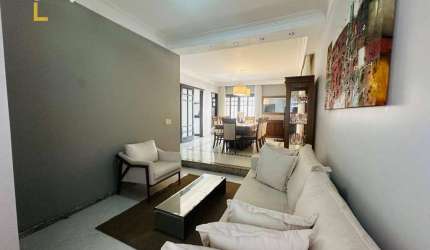 Casa com 3 dormitórios à venda, 275 m² por R$ 1.400.000,00 - Saguaçu - Joinville/SC