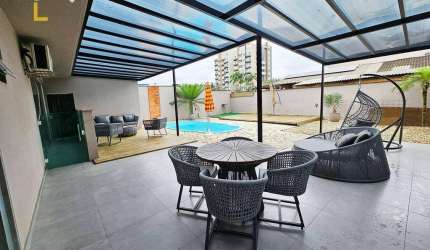 Casa Plana e averbada no Costa e Silva em Joinville!