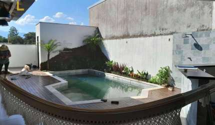 Casa com 3 dormitórios com piscina à venda, 297 m² por R$ 1.800.000 - Pirabeiraba - Joinville/SC