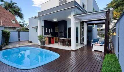 Casa com 3 dormitórios à venda, 177 m² por R$ 1.695.000,00 - Glória - Joinville/SC