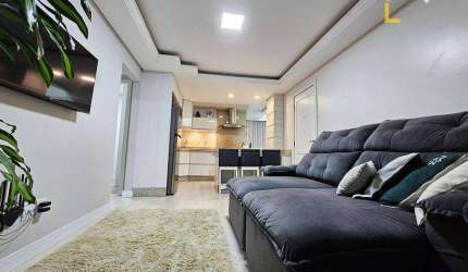 Apartamento no Iririú Porteira Fechada, 02 dormitórios!