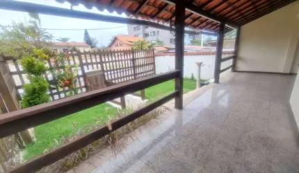 Asset Imóveis vende casa triplex com elevador e 4 quartos (1suíte), 300m². R$ 1.500.000 - Quadra da Praia de Piratininga - Nit