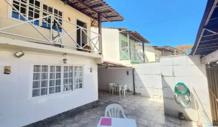 Asset Imóveis vende casa duplex com varanda e 3 quartos, 145m², por R$ 360.000  em Maria Paula