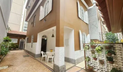 Asset Imóveis vende (2.200.000) e aluga (9.000) casa duplex, de 4 quartos (1suíte), 200m² - Icaraí