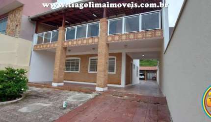 Sobrado para Venda em Caraguatatuba, Centro, 5 dormitórios, 1 suíte, 2 banheiros