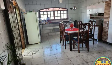 Sobrado para Venda em Caraguatatuba, Porto Novo, 4 dormitórios, 1 suíte, 3 banheiros, 2 vagas