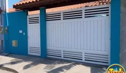 Casa para Venda em Caraguatatuba, Porto Novo, 2 dormitórios, 1 suíte, 2 banheiros, 2 vagas