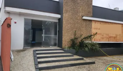 Ponto Comercial para Locação em Caraguatatuba, Centro, 2 banheiros