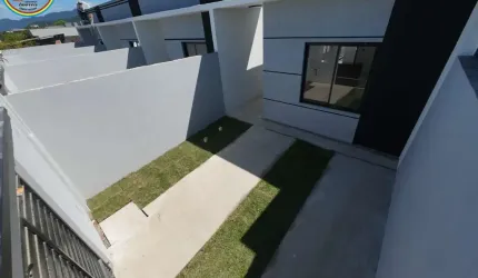 Casa para Venda em Caraguatatuba, Balneário dos Golfinhos, 2 dormitórios, 1 suíte, 2 banheiros, 1 vaga