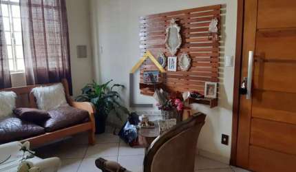 Casa à Venda Próxima ao Antigo Pão de Açúcar - Localização Privilegiada