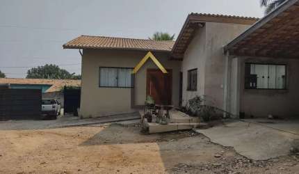 Casa Muito Bem Acabada Próxima à Rodovia Osvaldo Cruz - Taubaté