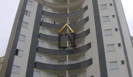 Alugo apartamento no Condomínio Village Towers.