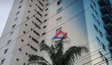 Apartamento na Cobertura com 4 dormitórios, 4 salas, piscina, churrasqueira