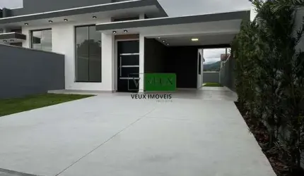 Excelente casa à venda Gaivotas, Caraguatatuba-SP 3 dormitórios, sendo uma suíte