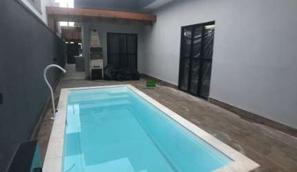 Casa nova a venda com 3 quartos sendo 1 suíte . Massaguaçu a 400m do mar . Caraguatatuba SP