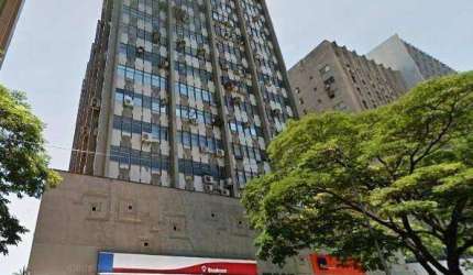 ALUGA-SE/VENDE-SE MEIA LAJE COMERCIAL 448M² + 150m² DE VARANDA - FARIA LIMA