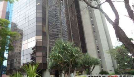 CONJUNTO COMERCIAL EM BROOKLIN 586M² DE ÁREA ÚTIL