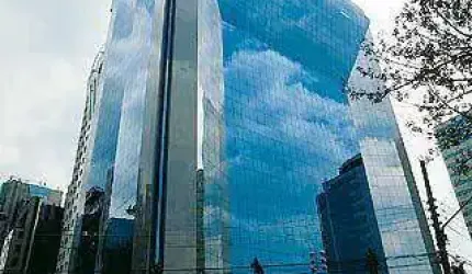 CONJUNO COMERCIAL 380M² - CIDADE MONÇÕES - LOCAÇÃO - 15 VAGAS DE GARAGEM