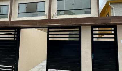 EXCELENTE OPORTUNIDADE de casa TRIPLEX com 2 quartos no  JANGA