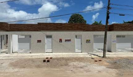 EXCELENTE OPORTUNIDADE de casa com 2 quartos em MARIA FARINHA