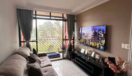 Apartamento amplo disponível para venda no coração de Alphaville.