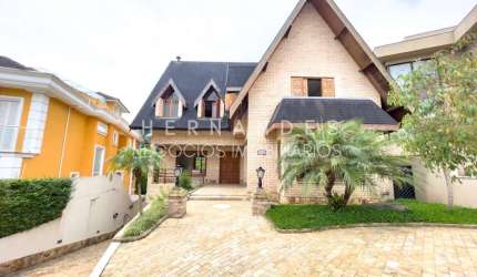 Linda casa no estilo chalé disponível para compra - Gênesis 2 Alphaville