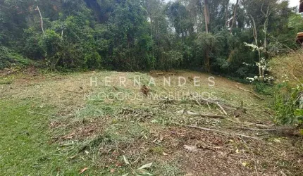 Venda terreno no Condomínio Vila Verde em Cotia