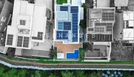 Imperdível Casa à Venda em Alphaville Mobiliada: 4 Quartos, 4 Suítes, 7 Banheiros, 4 Vagas - Santana de Parnaíba-SP