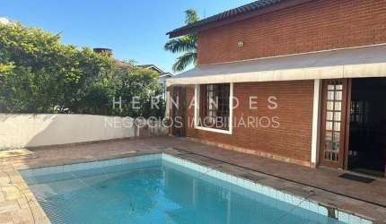 Imóvel no Residencial Quatro 4 com 4suítes e 4vagas em Alphaville disponivel para locação