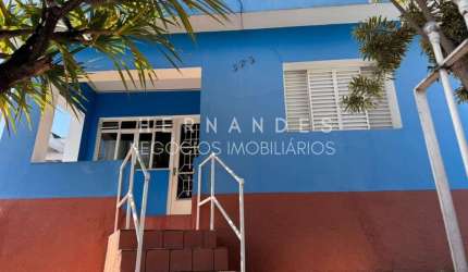 Casa à venda em Barueri-SP, Vila Boa Vista: 2 quartos, 1 sala, 1 banheiro, 1 vaga de garagem, 200m² de área!