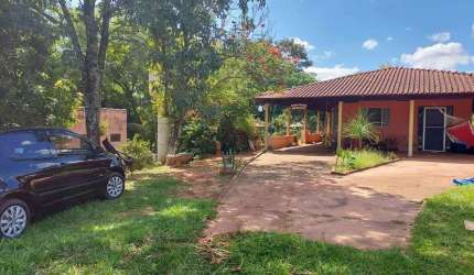 Venda: Excelente chácara perto de Bauru