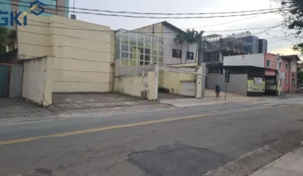 Casa comercial com terreno 9 mt x 45 mt
