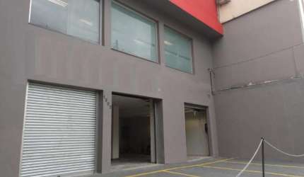 Vila Mariana, Rua Domingos de Morais proximo à estação vila Mariana do metro, loja com 2 pisos