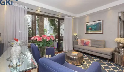 Aclimação, apartamento reformado, com 3 suites e 3 vagas