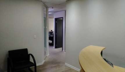 CONJUNTO COMERCIAL 153 METROS REFORMADO