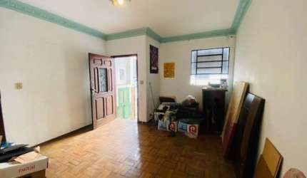 SOBRADO COM 2 DORMS., SALA, COZINHA E 2 WC