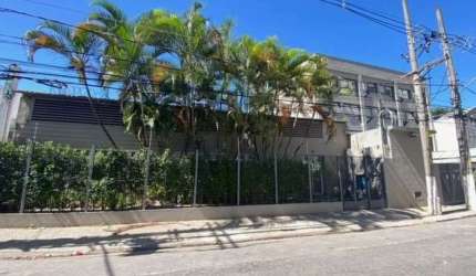 Vilas Olímpia / Nova Conceição: Prédio com 747m².