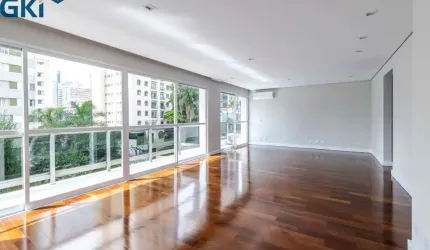 Lindo apto. 158m2, 2 vagas, em uma das ruas mais desejadas de Perdizes